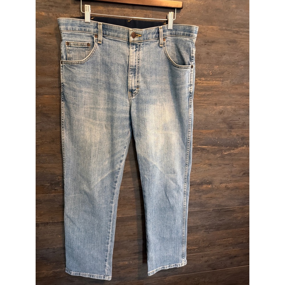 Faded Glory Mens Original Fit Stretch Waist Light Wash Jeans 36x29 DFD-8708 Blue